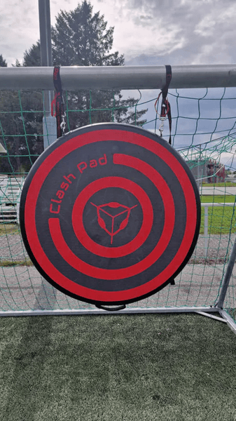 Hovedbilde Stor Fotballblink med treningskjegler og tau