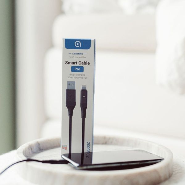 Hovedbilde Ladekabel lightning-kabel stopper lading når full