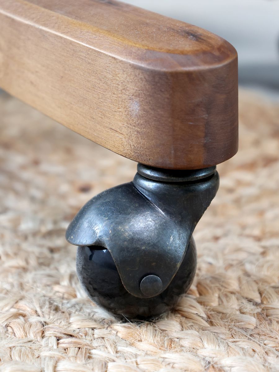 Fransk kontorstol med flettet rygg fra Chic Antique
