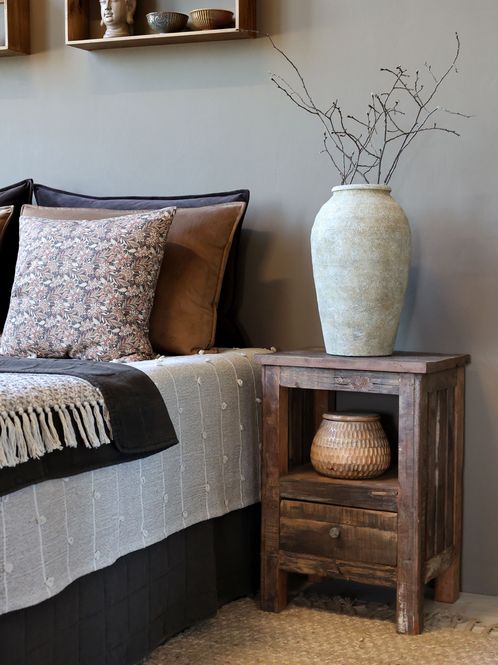 Hovedbilde Grimaud Nattbord & Sidebord m. Skuff i Gjenbrukstre – Chic Antique