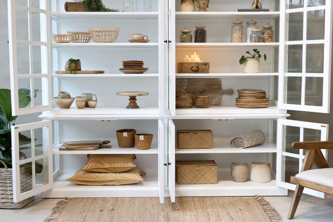 Hovedbilde Marseille hvit Vitrineskap med 8 dører og hyller - Chic Antique