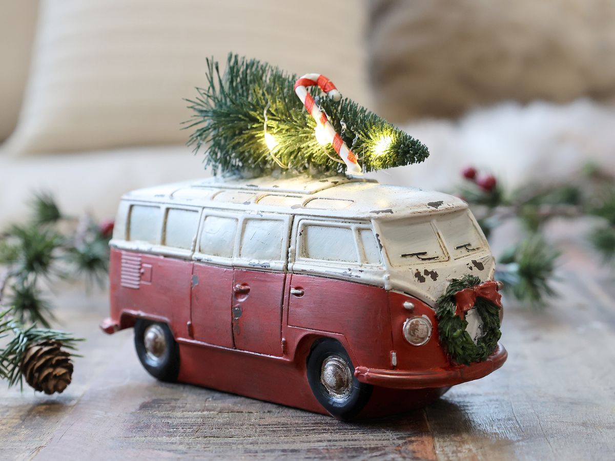Vintage buss med juletre og ledlys fra Chic Antique