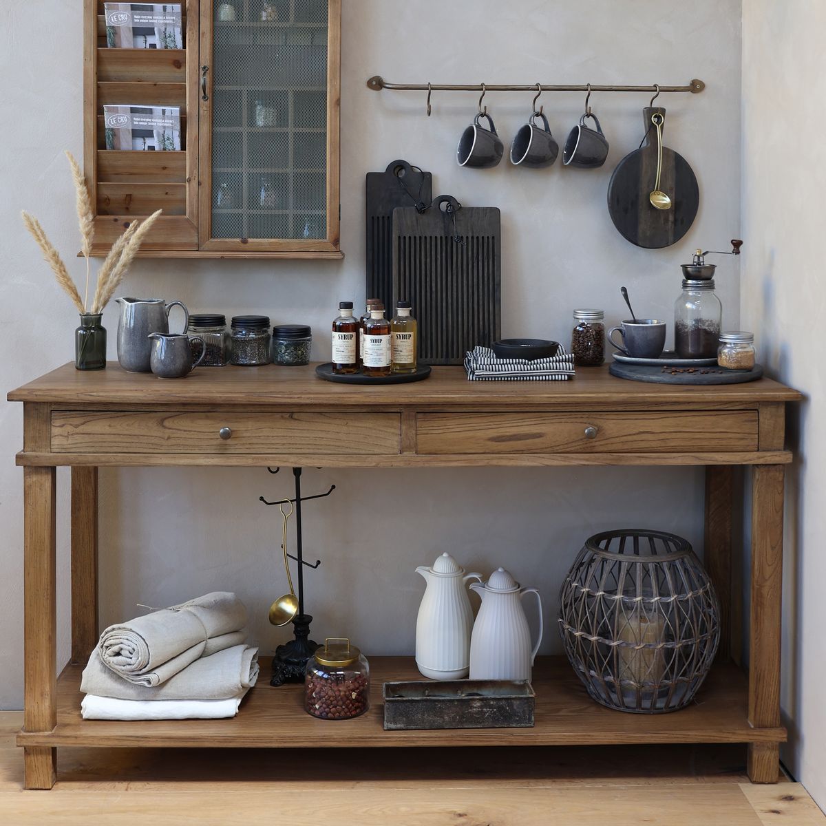 Marseille anrettingsbord i natur fra Chic Antique