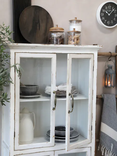 Hovedbilde Vitrineskap med 4 glassdører fra Chic Antique