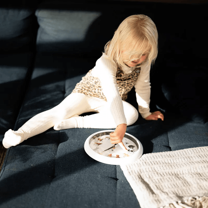 Hovedbilde Morsom Veggklokke med Dyrelyder (25 cm) – Lydløs om natten