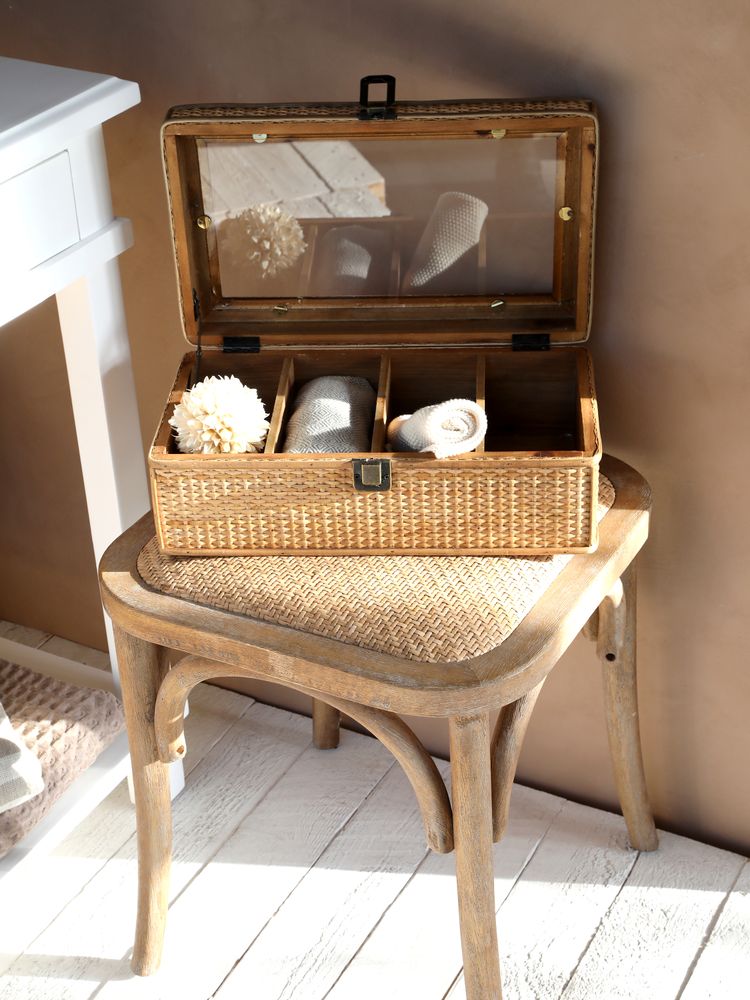 Fransk krakk med flettet sete fra Chic Antique 