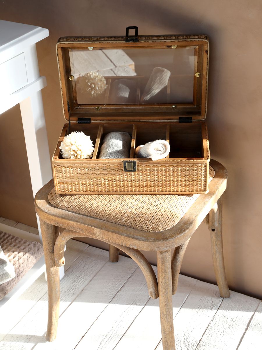 Fransk krakk med flettet sete fra Chic Antique 