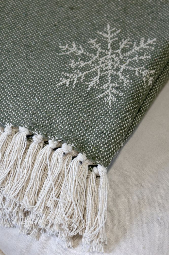 Oliven Pledd av overskuddsgarn med iskrystaller - Chic Antique