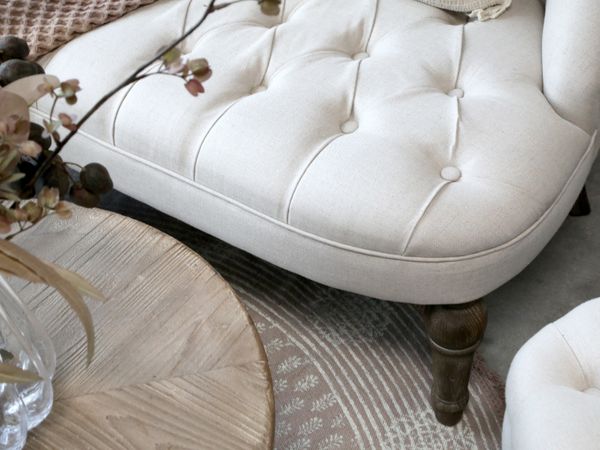 Hovedbilde Fransk Sofa i linstoff 2. pers fra Chic Antique I fargen hvit